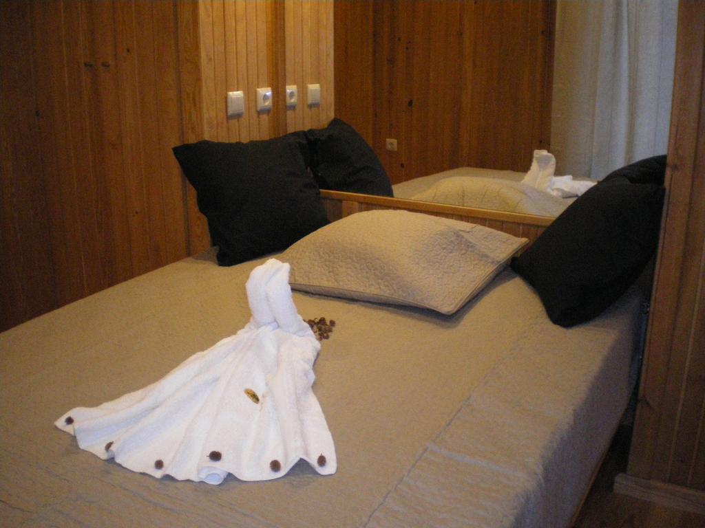 Hotel Douro Vale De Campos Penafiel Room photo